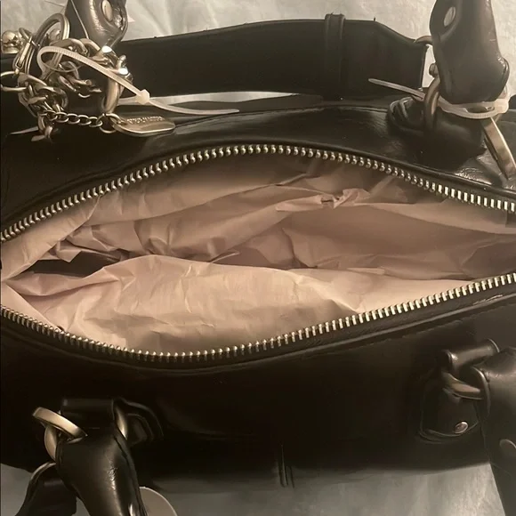 Steve Madden Elegant Black Satchel - Picture 6 of 6